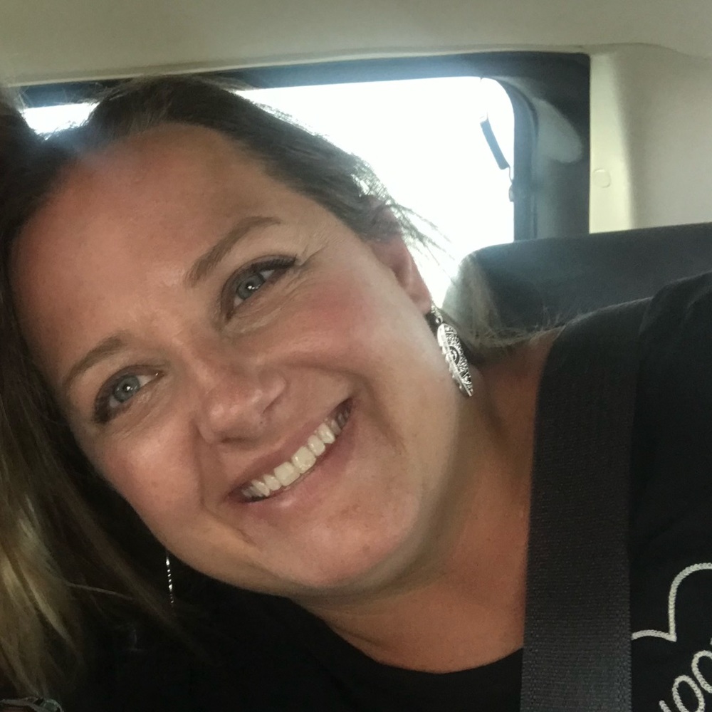 Meet your Posher, Crystal